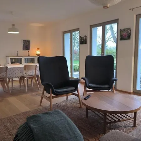 Schwarbe - Reethaus Paulsen We 1 Hans-juergen Semesterbostad